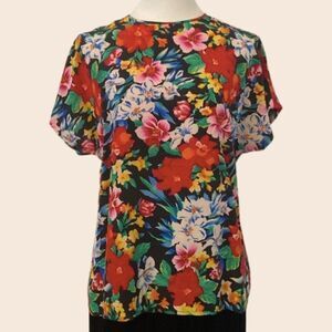 Vintage 90's Silk Floral Liz Claiborne Short Sleeve Shirt w/ Button Back Size 8P